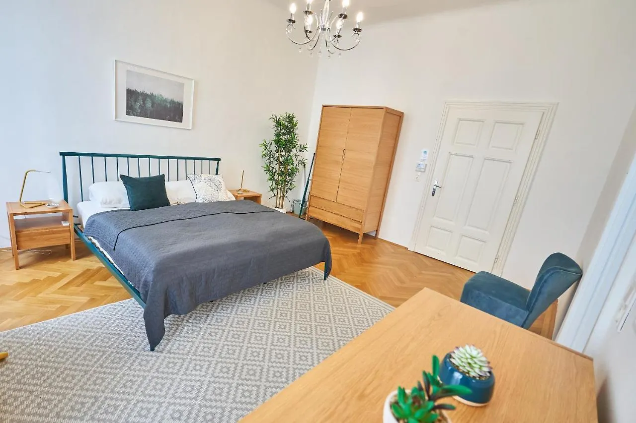 Renovated & Cozy - Close To Museumsquartier Vienna
