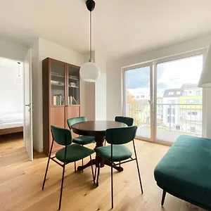 Appartement Stad10 - Very Close To Subway U2 Stadlau, Wenen