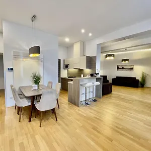 Appartement 7, Wenen