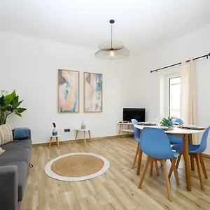 a42-trindade-apartment-in-8600-544.hotelaalgarve.com/