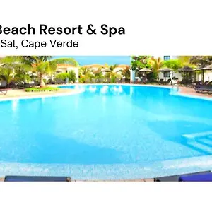 self-catering-holidays-at-tortuga-beach-resort.cape-verdehotels.com/