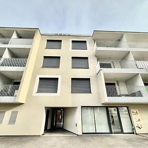 Appartement 10 Minutes To The Center, 2 Minutes To The Metro, Vienne