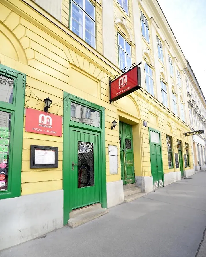 Renovated & Cozy - Close To Museumsquartier Wiedeń Apartament