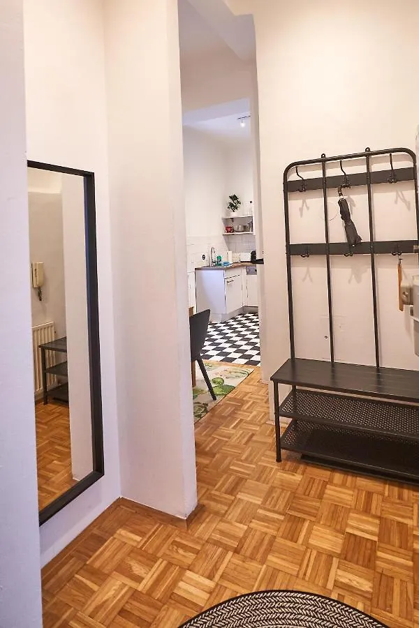 Renovated & Cozy - Close To Museumsquartier Wiedeń 0*,  Austria